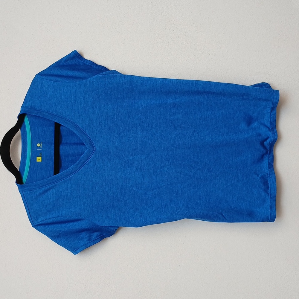 Xersion Royal Blue Quick Dry V-Neck Short Sleeve Workout Shirt Size Large